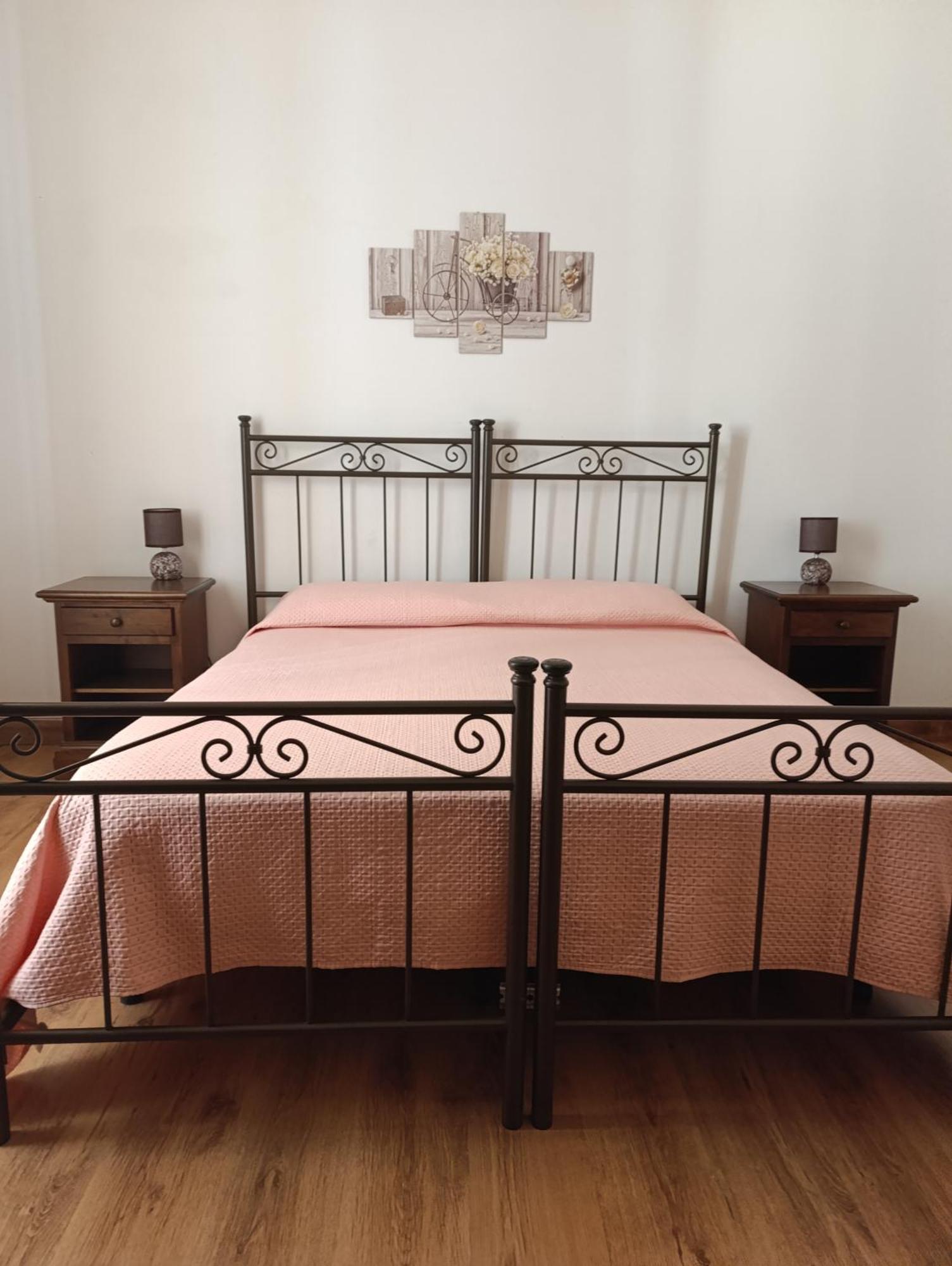 Arco Del Vescovo 1 Otel Acireale Dış mekan fotoğraf